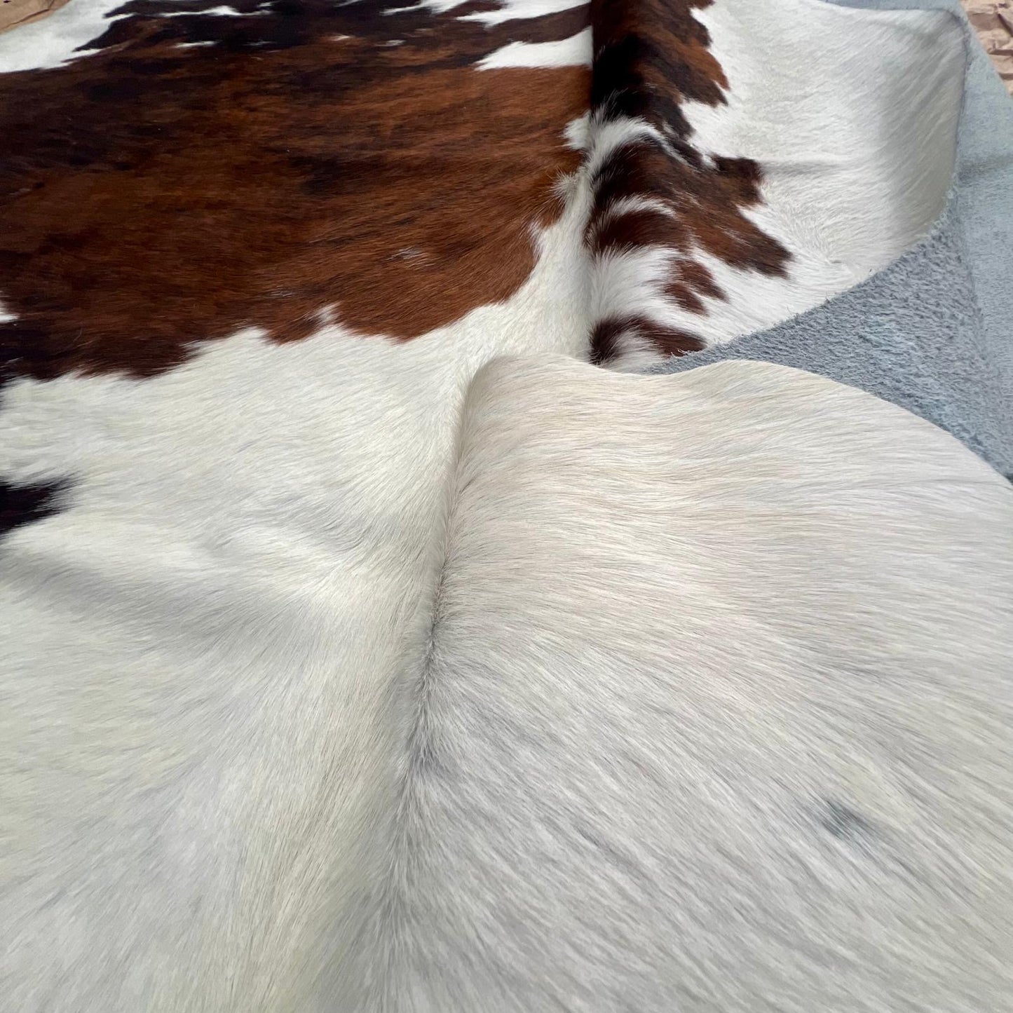 Cowhide Rug Genuine Tricolor XL (190 x 230cm)